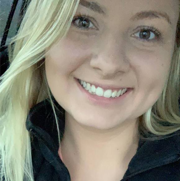 Meet your Posher, Tanna - Picture 1 of 1